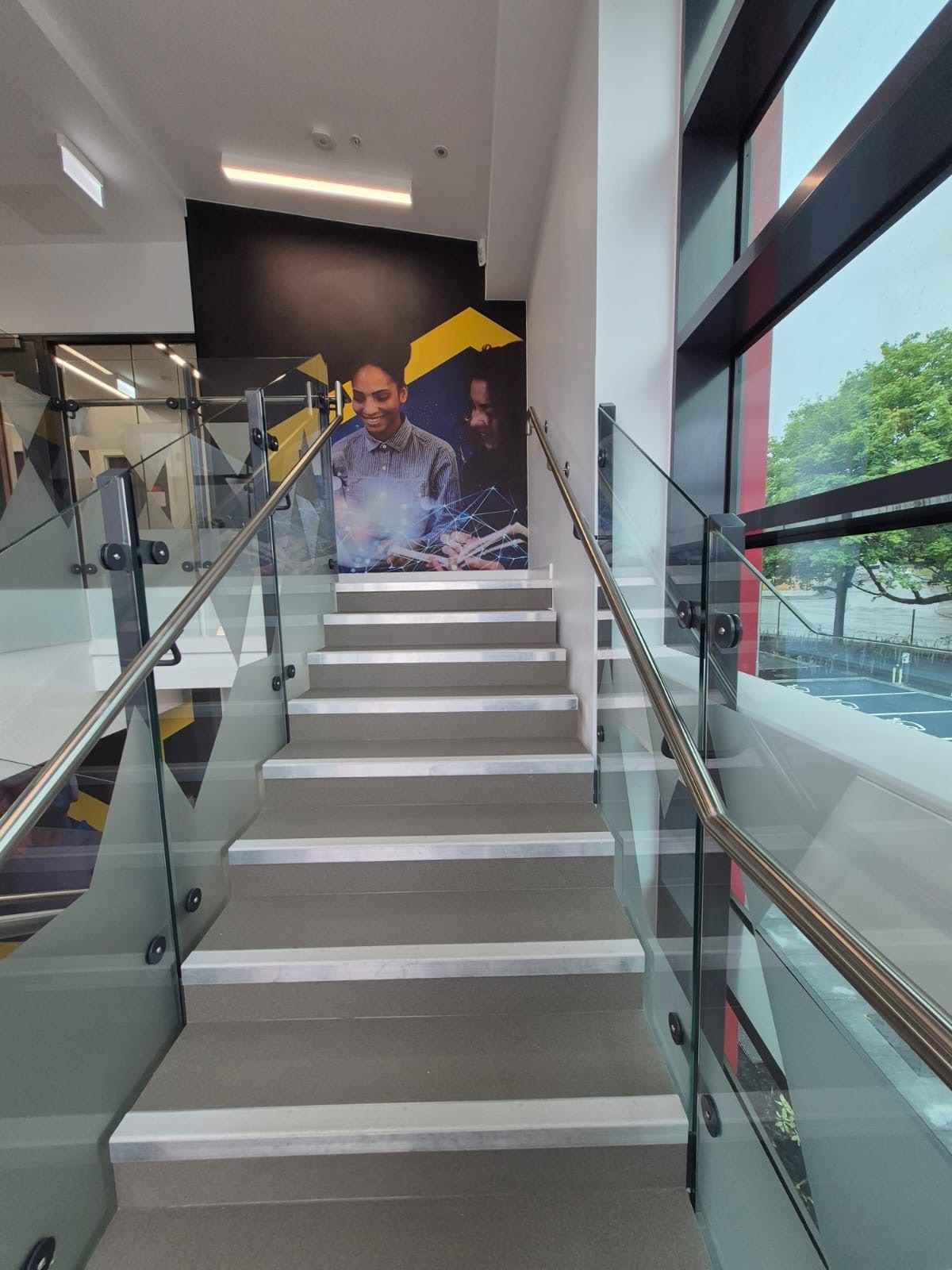 E0c77921 25Dc 4646 9B9b E09c27b619a0